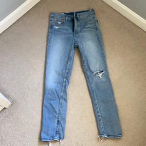 Gap women’s cigarette jeans